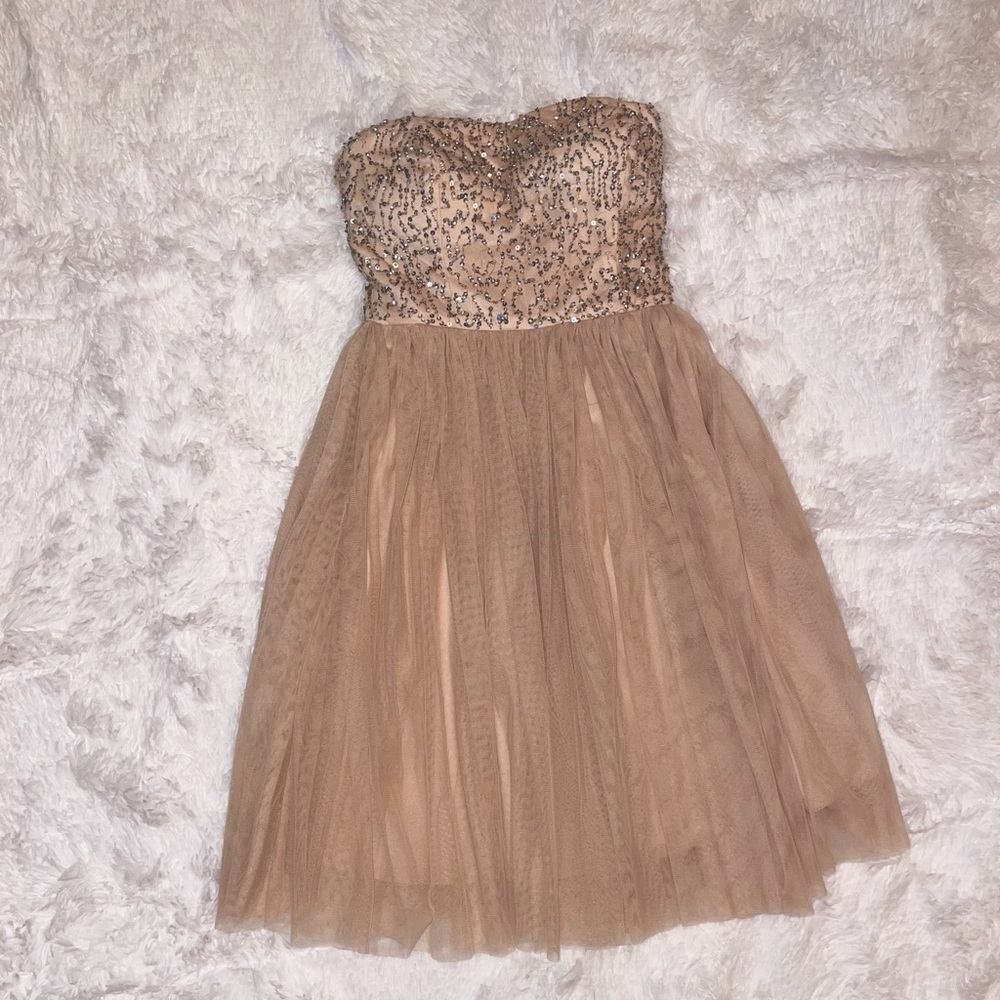Aidan Mattox blush tulle beaded dress